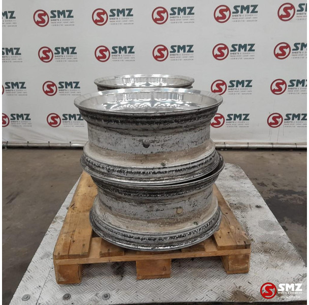 Diversen Occ set van 4 velgen 22.5x9.00 Alcoa - Llanta para Camión: foto 3 Diversen Occ set van 4 velgen 22.5x9.00 Alcoa - Llanta para Camión: foto 3