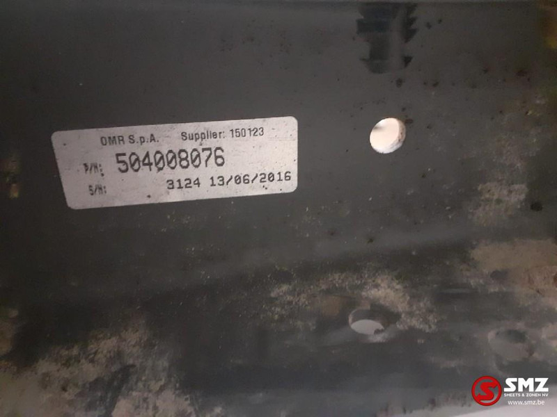 Iveco Occ cabineschokdemper + cabinesteun Iveco - Amortiguadores para Camión: foto 4 Iveco Occ cabineschokdemper + cabinesteun Iveco - Amortiguadores para Camión: foto 4