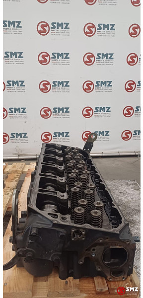 Iveco Occ cilinderkop F3AE3681 Cursor 10 Iveco - Bloque de cilindros para Camión: foto 4 Iveco Occ cilinderkop F3AE3681 Cursor 10 Iveco - Bloque de cilindros para Camión: foto 4