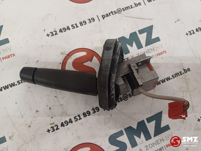 MAN Occ stuurkolomschakelaar retarder MAN - Sistema eléctrico para Camión: foto 3 MAN Occ stuurkolomschakelaar retarder MAN - Sistema eléctrico para Camión: foto 3