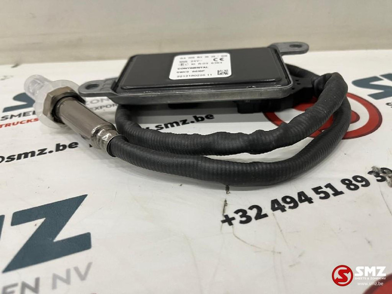 Mercedes-Benz Nox sensor voor katalysator mercedes - Sensor para Camión: foto 2 Mercedes-Benz Nox sensor voor katalysator mercedes - Sensor para Camión: foto 2
