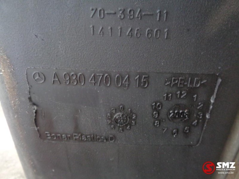 Mercedes-Benz Occ adbleu tank 85L - Depósito de AdBlue para Camión: foto 4 Mercedes-Benz Occ adbleu tank 85L - Depósito de AdBlue para Camión: foto 4