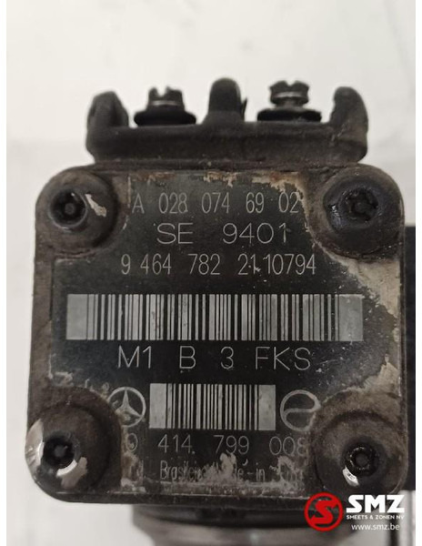 Mercedes-Benz Occ brandstofinjectiepomp OM904 Mercedes - Bomba de combustible para Camión: foto 5 Mercedes-Benz Occ brandstofinjectiepomp OM904 Mercedes - Bomba de combustible para Camión: foto 5
