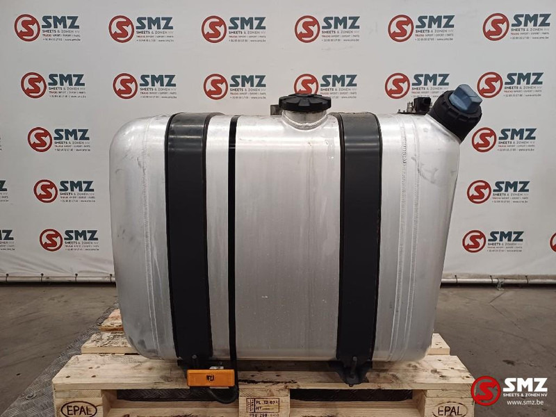Mercedes-Benz Occ brandstoftank 300L + AdBluetank 25L Mercedes - Depósito de combustible para Camión: foto 1 Mercedes-Benz Occ brandstoftank 300L + AdBluetank 25L Mercedes - Depósito de combustible para Camión: foto 1