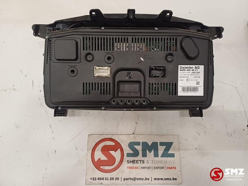 Mercedes-Benz Occ instrumentenpaneel Mercedes - Salpicadero para Camión: foto 2 Mercedes-Benz Occ instrumentenpaneel Mercedes - Salpicadero para Camión: foto 2