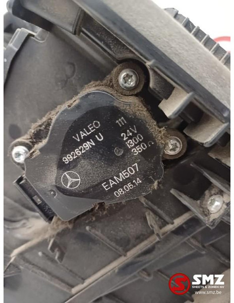 Mercedes-Benz Occ kachelhuis Mercedes - Calefacción/ Ventilación para Camión: foto 5 Mercedes-Benz Occ kachelhuis Mercedes - Calefacción/ Ventilación para Camión: foto 5