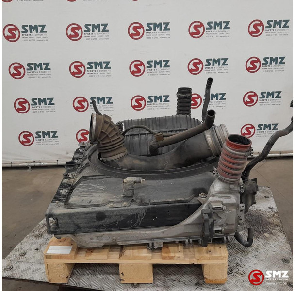 Mercedes-Benz Occ radiator + intercooler + expansievat Mercedes - Radiador para Camión: foto 4 Mercedes-Benz Occ radiator + intercooler + expansievat Mercedes - Radiador para Camión: foto 4