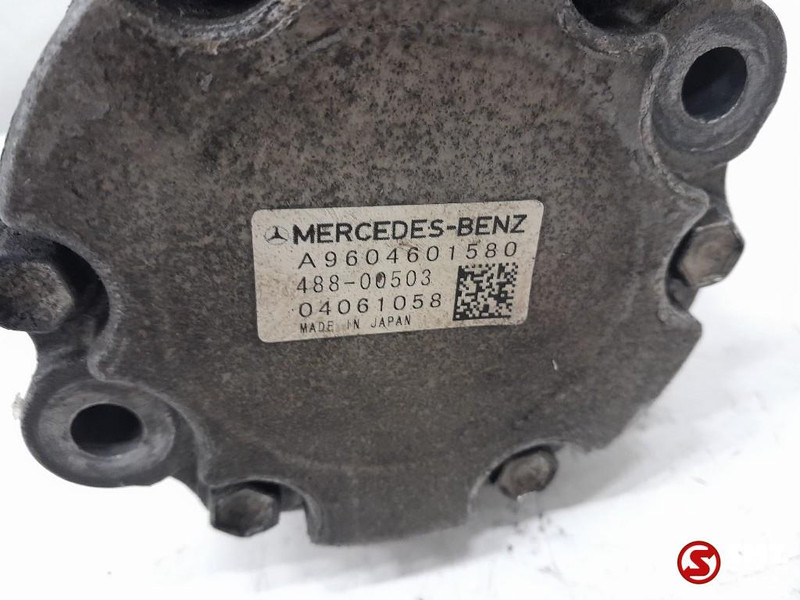 Mercedes-Benz Occ stuurbekrachtigingspomp Mercedes - Bomba de dirección para Camión: foto 5 Mercedes-Benz Occ stuurbekrachtigingspomp Mercedes - Bomba de dirección para Camión: foto 5