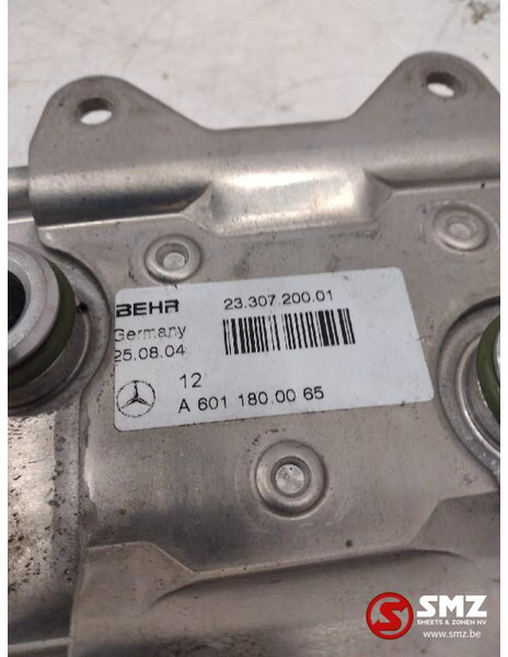 Mercedes-Benz Oliekoeler mercedes sprinter w901-904 w638 w202 w2 - Motor y piezas para Camión: foto 3 Mercedes-Benz Oliekoeler mercedes sprinter w901-904 w638 w202 w2 - Motor y piezas para Camión: foto 3