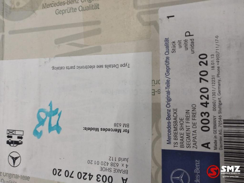 Mercedes-Benz Remschoen achter mercedes vito w638 a0034207020 - Piezas de freno para Camión: foto 2 Mercedes-Benz Remschoen achter mercedes vito w638 a0034207020 - Piezas de freno para Camión: foto 2