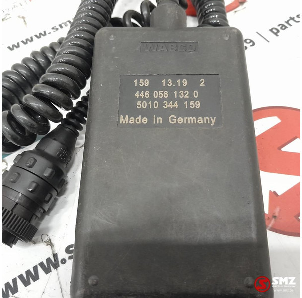 Renault Occ afstandsbediening luchtvering Renault - Sistema eléctrico para Camión: foto 3 Renault Occ afstandsbediening luchtvering Renault - Sistema eléctrico para Camión: foto 3