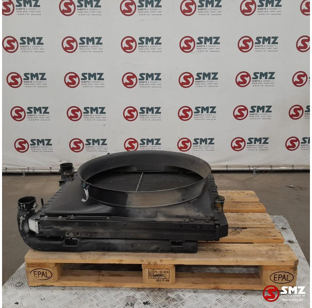 Renault Occ radiator + intercooler Renault - Radiador para Camión: foto 2 Renault Occ radiator + intercooler Renault - Radiador para Camión: foto 2