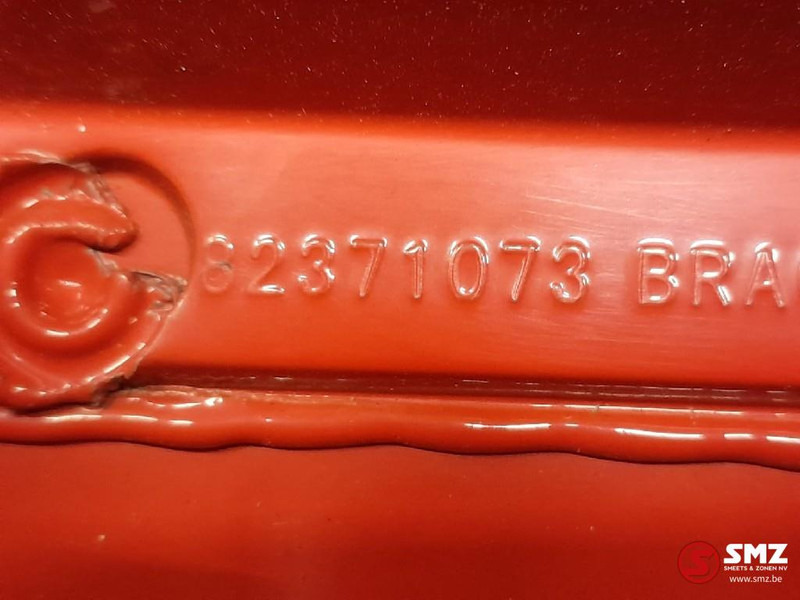 Volvo Occ cabinespoiler links Volvo - Aerodinámica/ Spoiler para Camión: foto 5 Volvo Occ cabinespoiler links Volvo - Aerodinámica/ Spoiler para Camión: foto 5