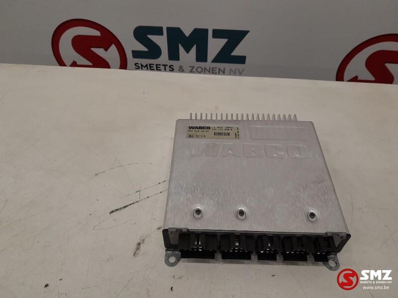 Wabco Occ ECU besturingseenheid Wabco 4461350030 - Unidad de control para Camión: foto 2 Wabco Occ ECU besturingseenheid Wabco 4461350030 - Unidad de control para Camión: foto 2
