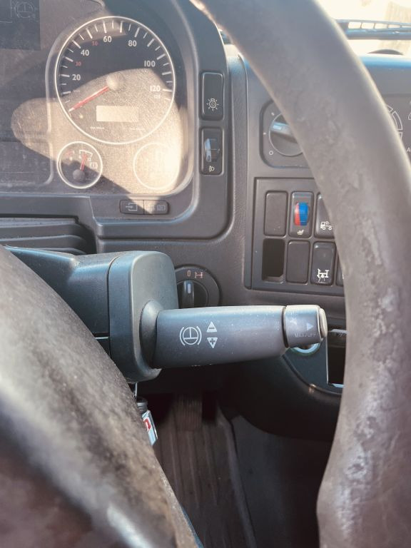 Cabeza tractora MAN TGA 18.430 .430 2 stuks Hydroliek: foto 6 Cabeza tractora MAN TGA 18.430 .430 2 stuks Hydroliek: foto 6