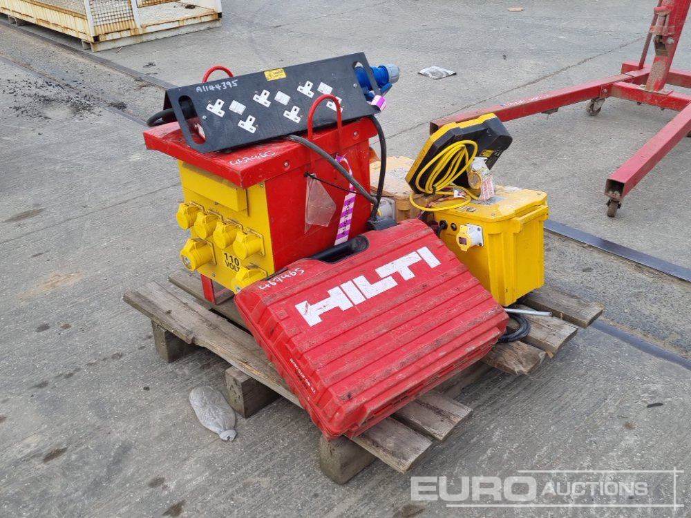 110 Volt Transformer (2 of), 230 Volt Distribution Box, 110Volt Site Transformer, 110 Volt Elite Light, Stihl Petrol Quick Cut Saw, Hilti TE 60-AVC/AVR 110 Volt Hammer Drill - Equipo de construcción: foto 1 110 Volt Transformer (2 of), 230 Volt Distribution Box, 110Volt Site Transformer, 110 Volt Elite Light, Stihl Petrol Quick Cut Saw, Hilti TE 60-AVC/AVR 110 Volt Hammer Drill - Equipo de construcción: foto 1
