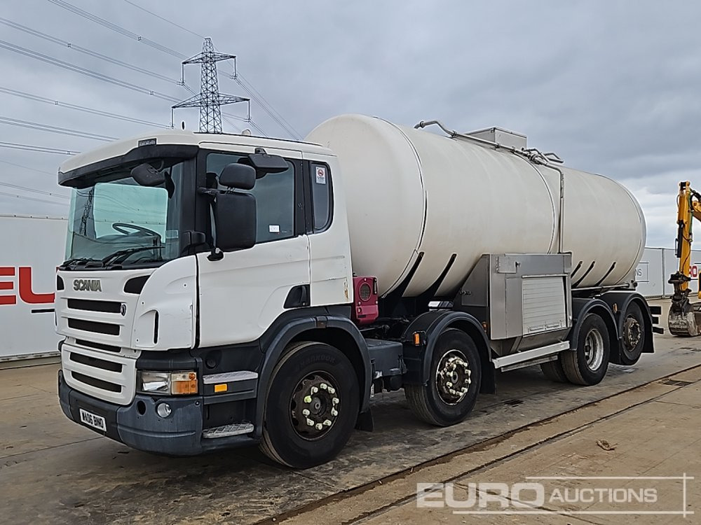 2006 Scania P340 - Camión cisterna: foto 1 2006 Scania P340 - Camión cisterna: foto 1