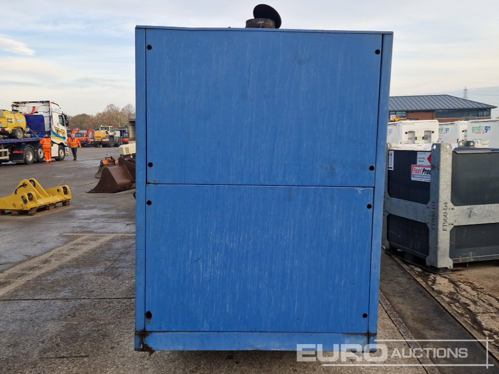 2010 SDMO V275C2 - Generador industriale: foto 2 2010 SDMO V275C2 - Generador industriale: foto 2