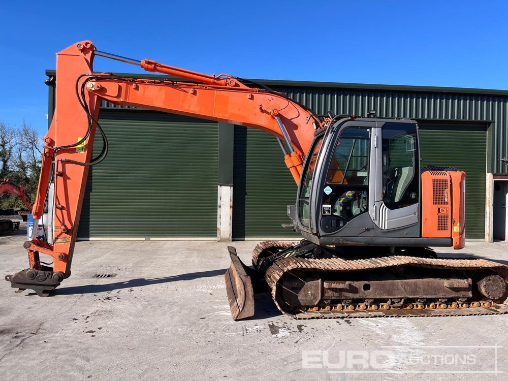 2011 Hitachi ZX135US-3 - Excavadora de cadenas: foto 2 2011 Hitachi ZX135US-3 - Excavadora de cadenas: foto 2