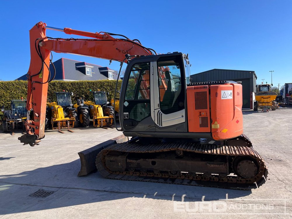 2011 Hitachi ZX135US-3 - Excavadora de cadenas: foto 4 2011 Hitachi ZX135US-3 - Excavadora de cadenas: foto 4