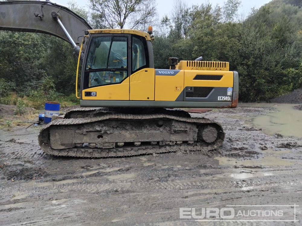 2011 Volvo EC250DL - Excavadora de cadenas: foto 1 2011 Volvo EC250DL - Excavadora de cadenas: foto 1