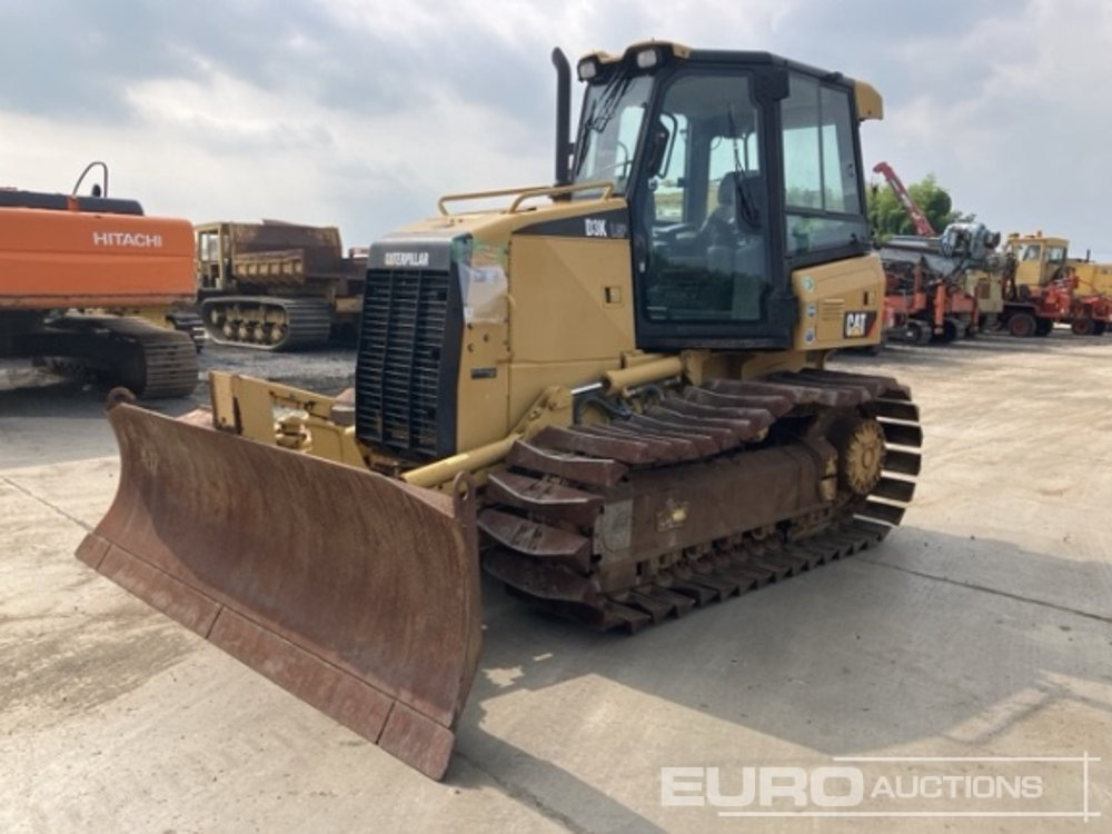 2012 CAT D3K LGP - Bulldozer: foto 1 2012 CAT D3K LGP - Bulldozer: foto 1