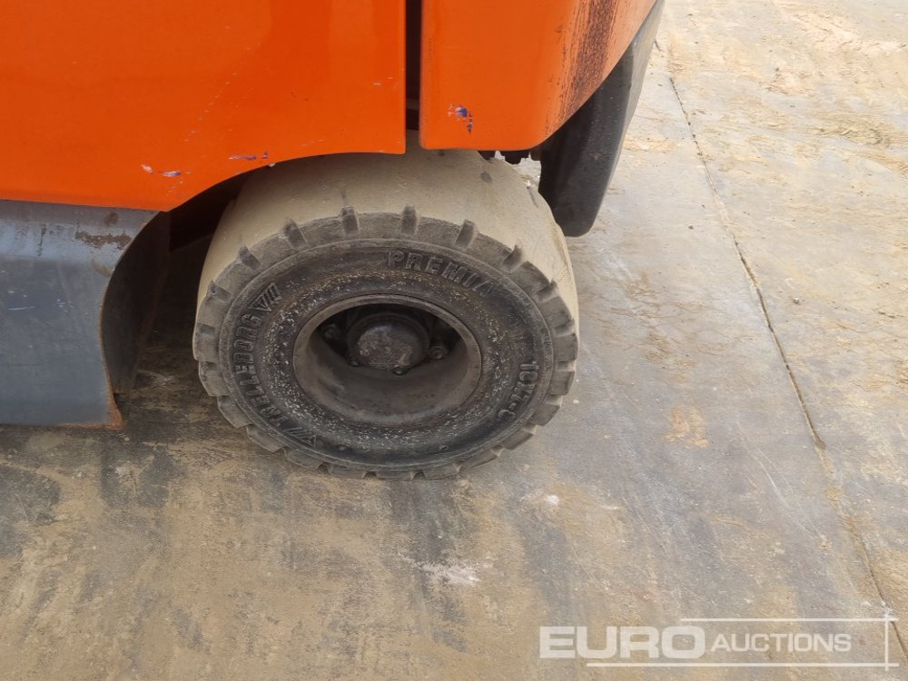 Carretilla elevadora 2012 Toyota 7FBMF30: foto 10