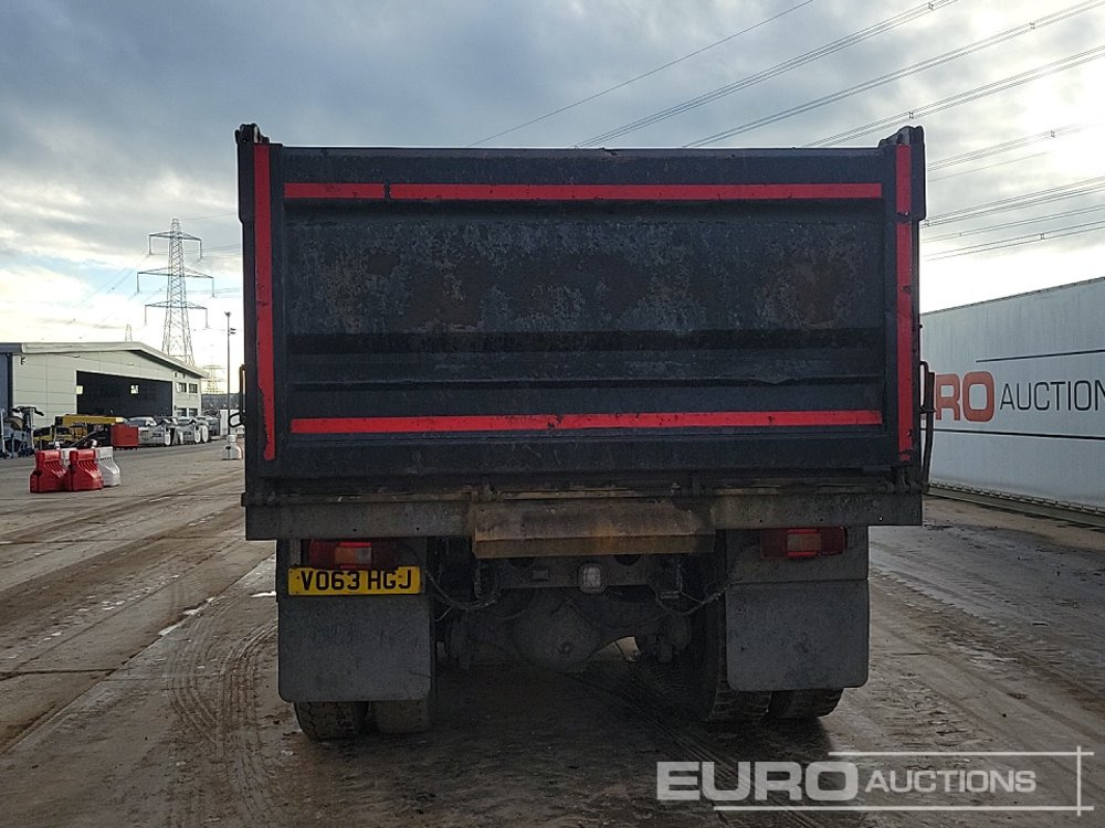 2014 Hino 700-3241 - Camión volquete: foto 4 2014 Hino 700-3241 - Camión volquete: foto 4