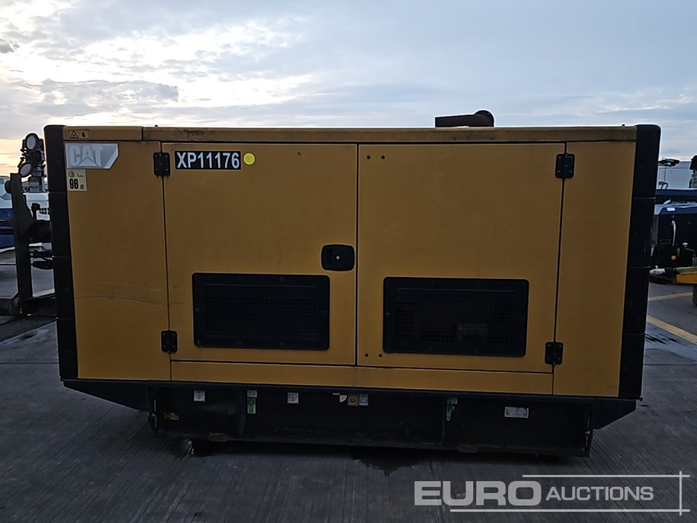 2015 CAT DE110E2 - Generador industriale: foto 4 2015 CAT DE110E2 - Generador industriale: foto 4