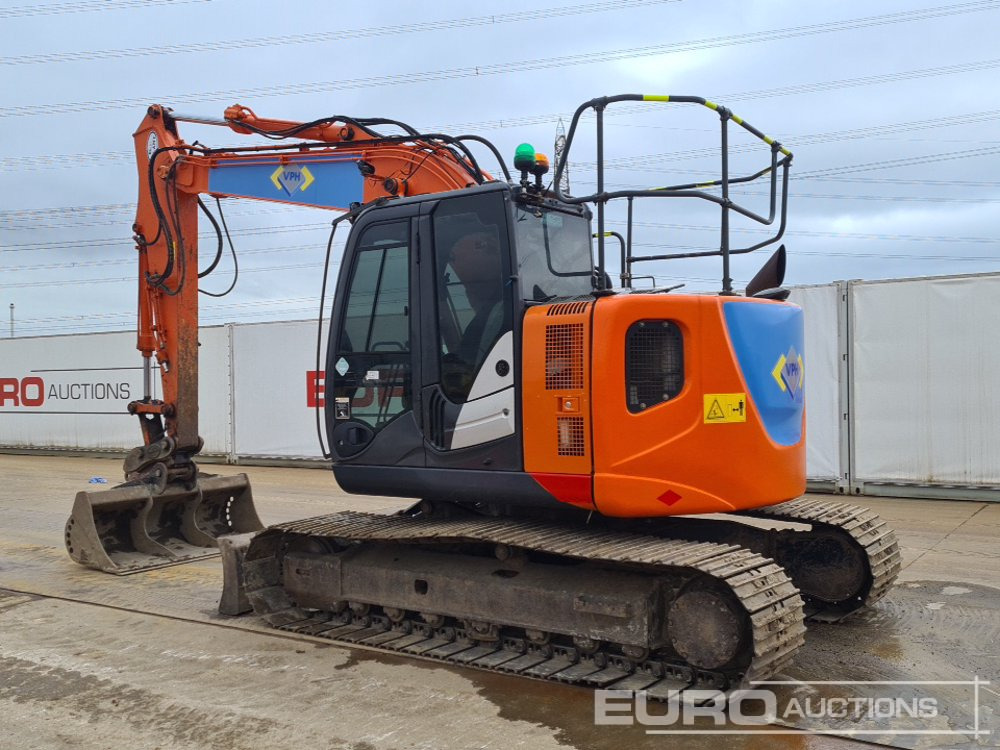 2015 Hitachi ZX135US-5B - Excavadora de cadenas: foto 3 2015 Hitachi ZX135US-5B - Excavadora de cadenas: foto 3