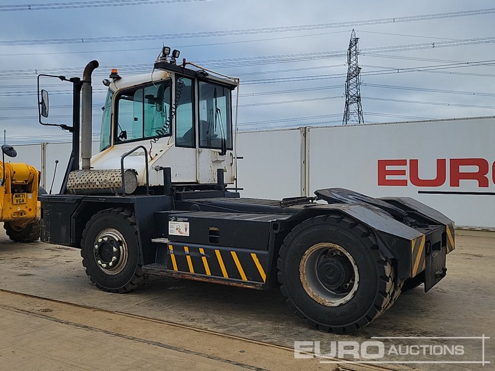 2015 Kalmar TR6181A - Tractor industrial: foto 3 2015 Kalmar TR6181A - Tractor industrial: foto 3