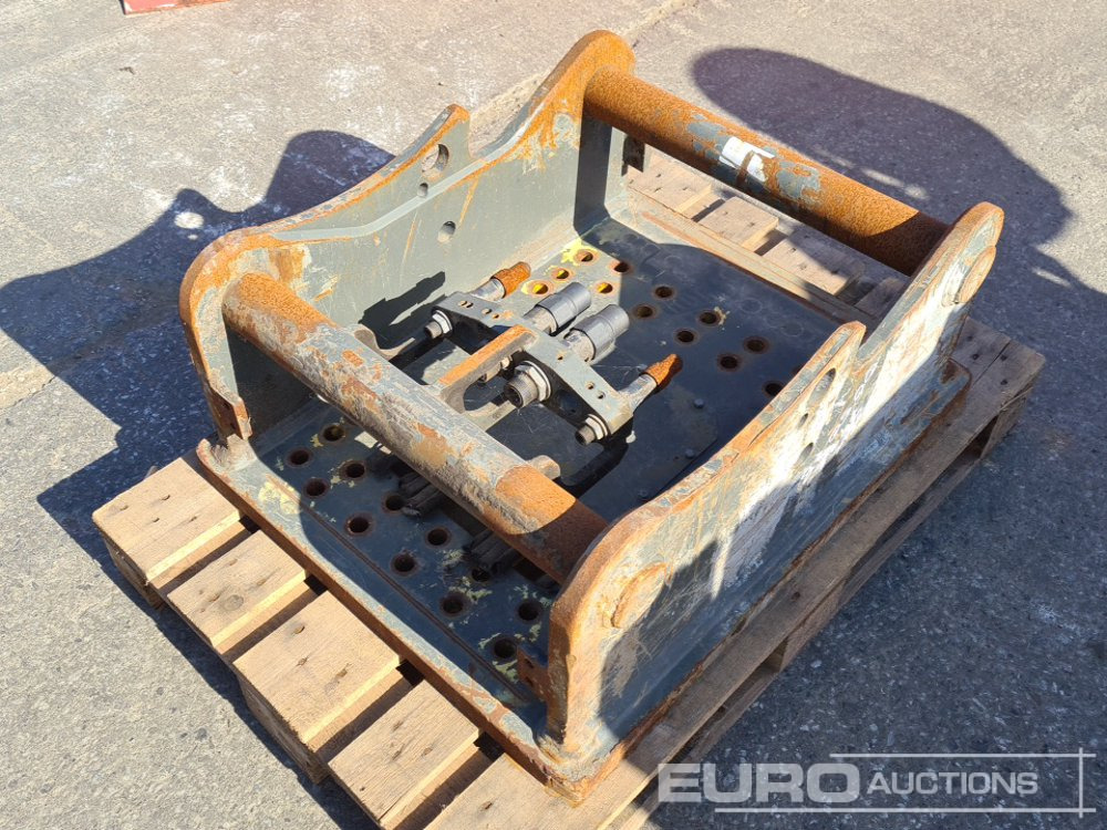2016 Oilquick Head Stock 80mm Pin to suit 20 Ton Excavator - Martillo hidráulico: foto 5 2016 Oilquick Head Stock 80mm Pin to suit 20 Ton Excavator - Martillo hidráulico: foto 5