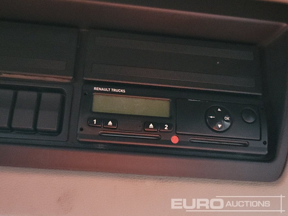 Camión portacontenedor de cadenas 2016 Renault D18: foto 34 Camión portacontenedor de cadenas 2016 Renault D18: foto 34