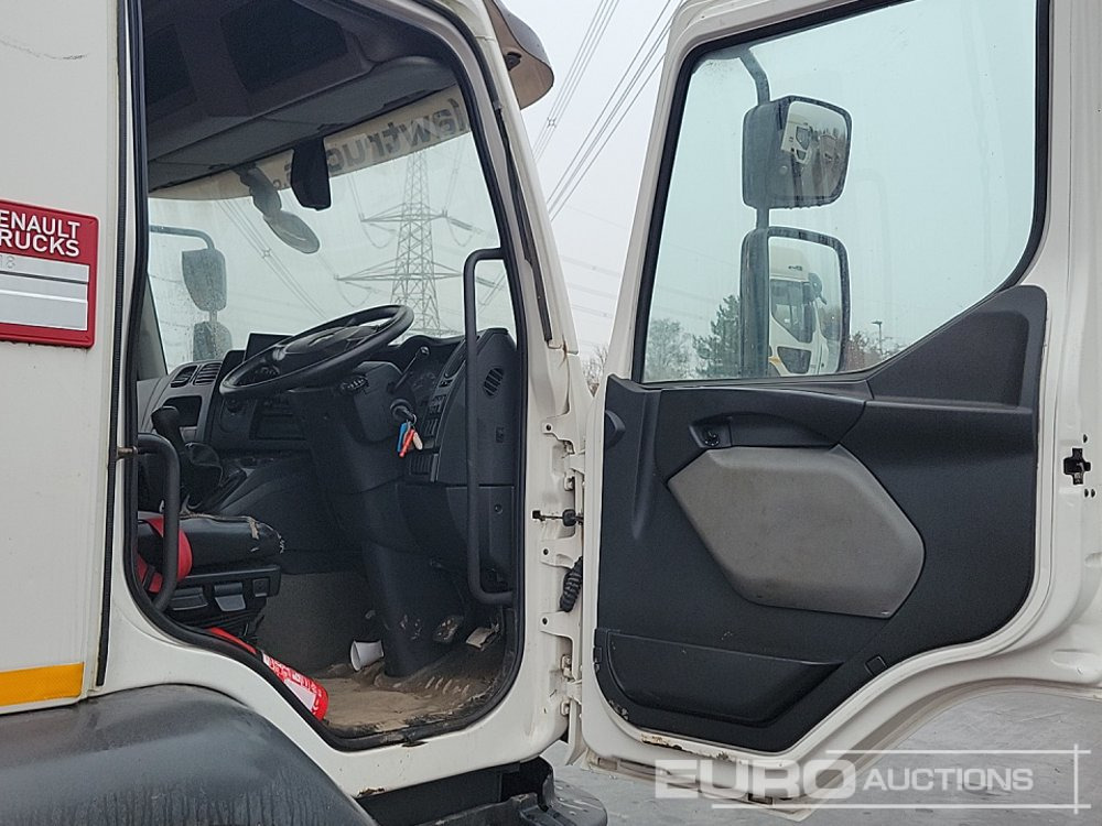 Camión portacontenedor de cadenas 2016 Renault D18: foto 27 Camión portacontenedor de cadenas 2016 Renault D18: foto 27