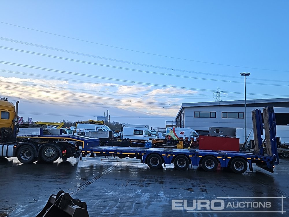 2017 Kassbohrer 4 Axle Extendable Stepframe Low Loader Trailer, 1 Rear Stear Axle, Out Riggers, Hydraulic Fliptoe Ramps - Semirremolque góndola rebajadas: foto 2 2017 Kassbohrer 4 Axle Extendable Stepframe Low Loader Trailer, 1 Rear Stear Axle, Out Riggers, Hydraulic Fliptoe Ramps - Semirremolque góndola rebajadas: foto 2