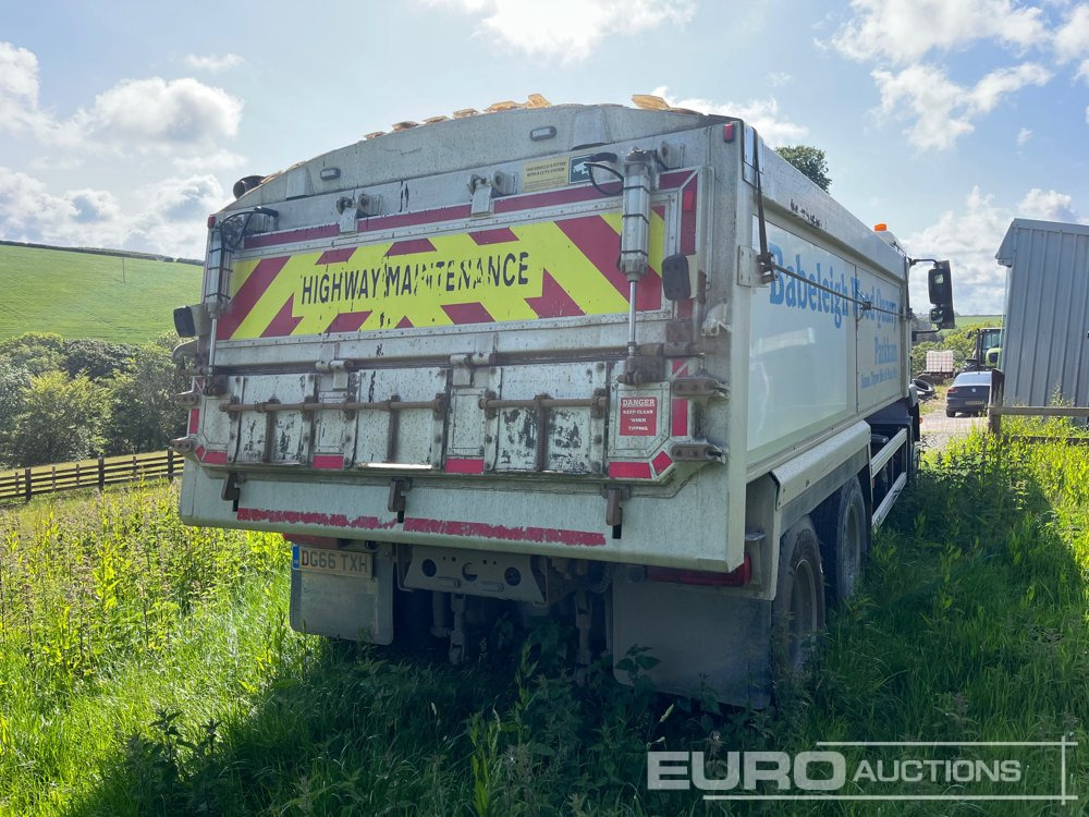 2017 MAN TGM26.340 - Camión volquete: foto 4 2017 MAN TGM26.340 - Camión volquete: foto 4