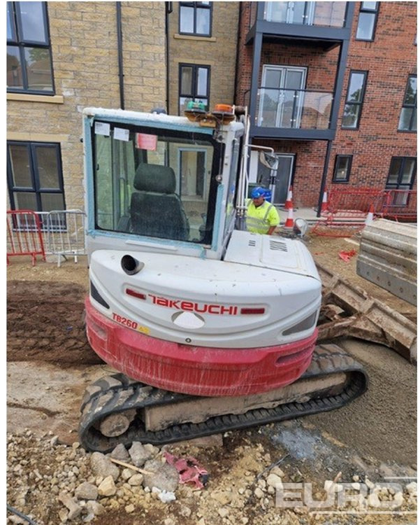 2017 Takeuchi TB260 - Miniexcavadora: foto 3 2017 Takeuchi TB260 - Miniexcavadora: foto 3