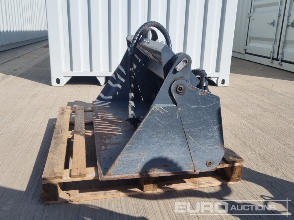 2018 Avant 56" Hydraulic 4 in 1 Bucket to suit Compact Wheeled Loader - Cazo: foto 2 2018 Avant 56" Hydraulic 4 in 1 Bucket to suit Compact Wheeled Loader - Cazo: foto 2