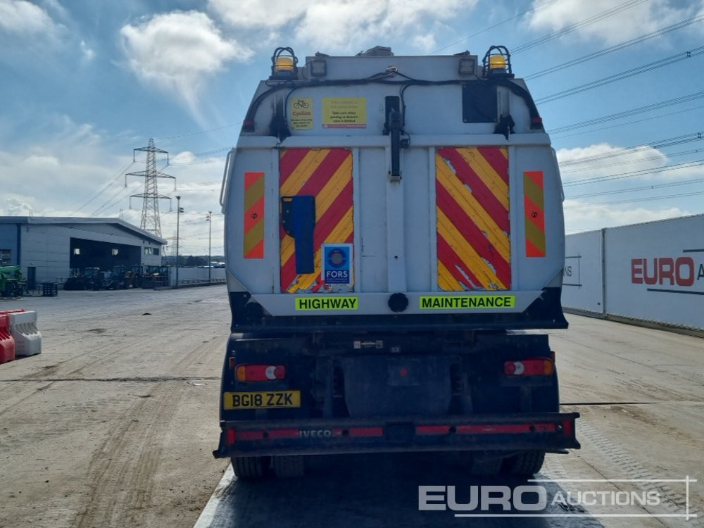 2018 Iveco 150-220 - Barredora vial: foto 4 2018 Iveco 150-220 - Barredora vial: foto 4