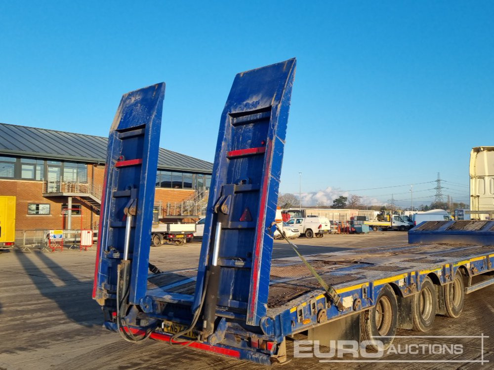 2018 McCauley Tri Axle Step Frame Low Loader Trailer, Out Riggers, Hydraulic Ramps - Semirremolque góndola rebajadas: foto 5 2018 McCauley Tri Axle Step Frame Low Loader Trailer, Out Riggers, Hydraulic Ramps - Semirremolque góndola rebajadas: foto 5