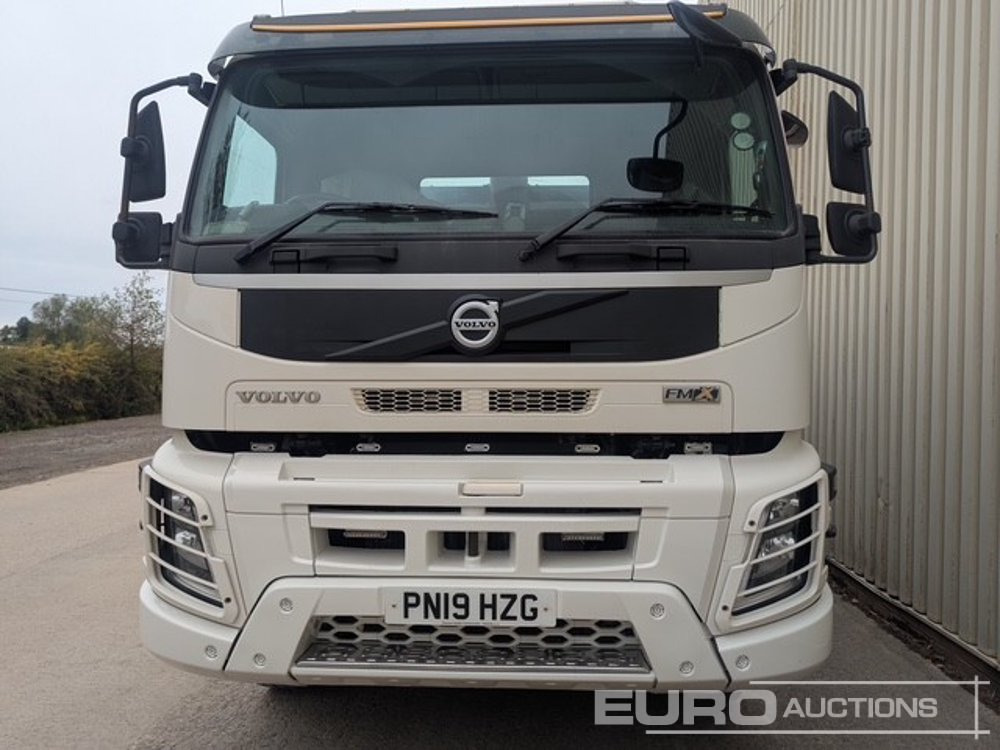 2019 Volvo FMX410 - Camión volquete: foto 1 2019 Volvo FMX410 - Camión volquete: foto 1