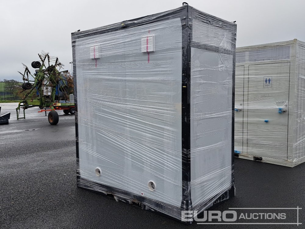 7' x 4' Double Toilet (Cannot Be Reconsigned) - Contenedor marítimo: foto 3 7' x 4' Double Toilet (Cannot Be Reconsigned) - Contenedor marítimo: foto 3