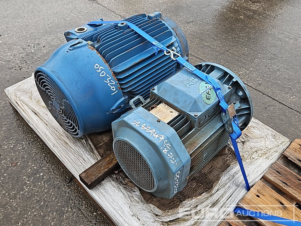 Alternator (2 of) - Generador industriale: foto 3 Alternator (2 of) - Generador industriale: foto 3