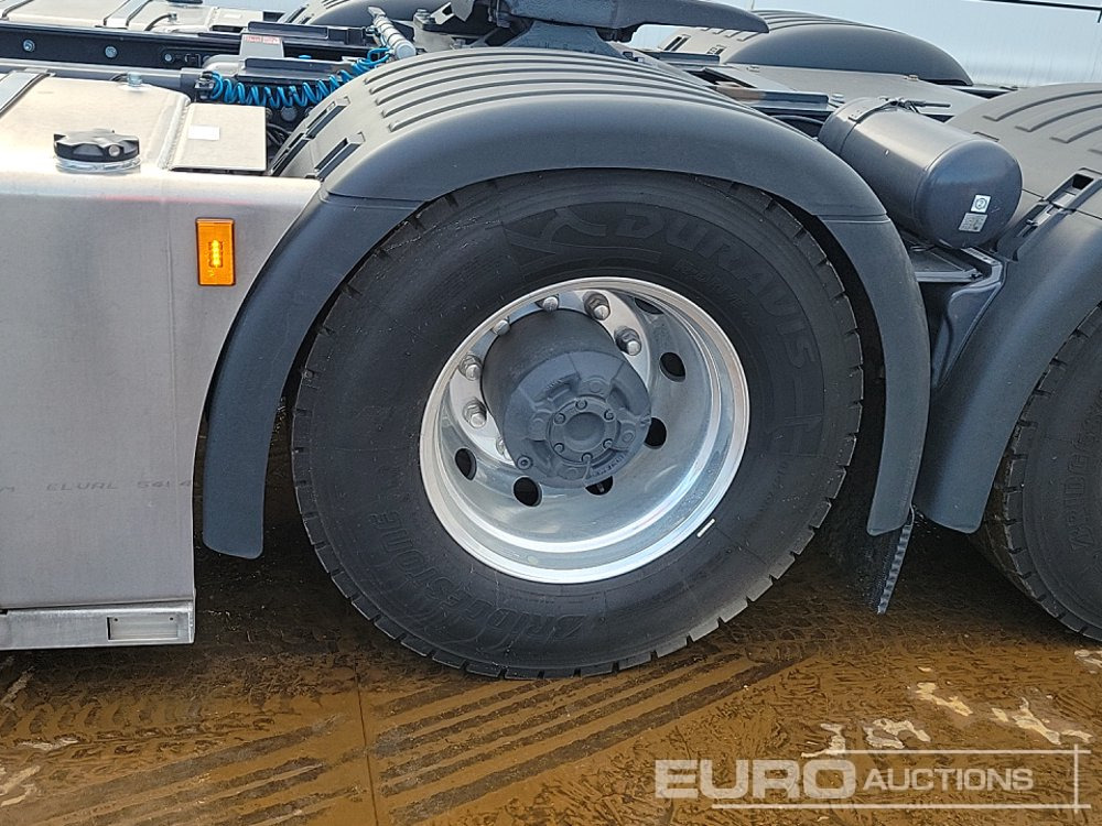 Cabeza tractora 2023 Scania S770 V8: foto 10