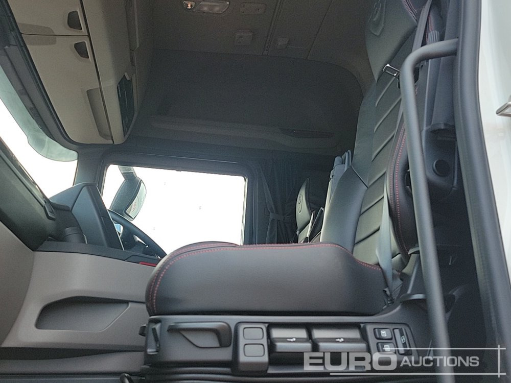 Cabeza tractora 2023 Scania S770 V8: foto 26