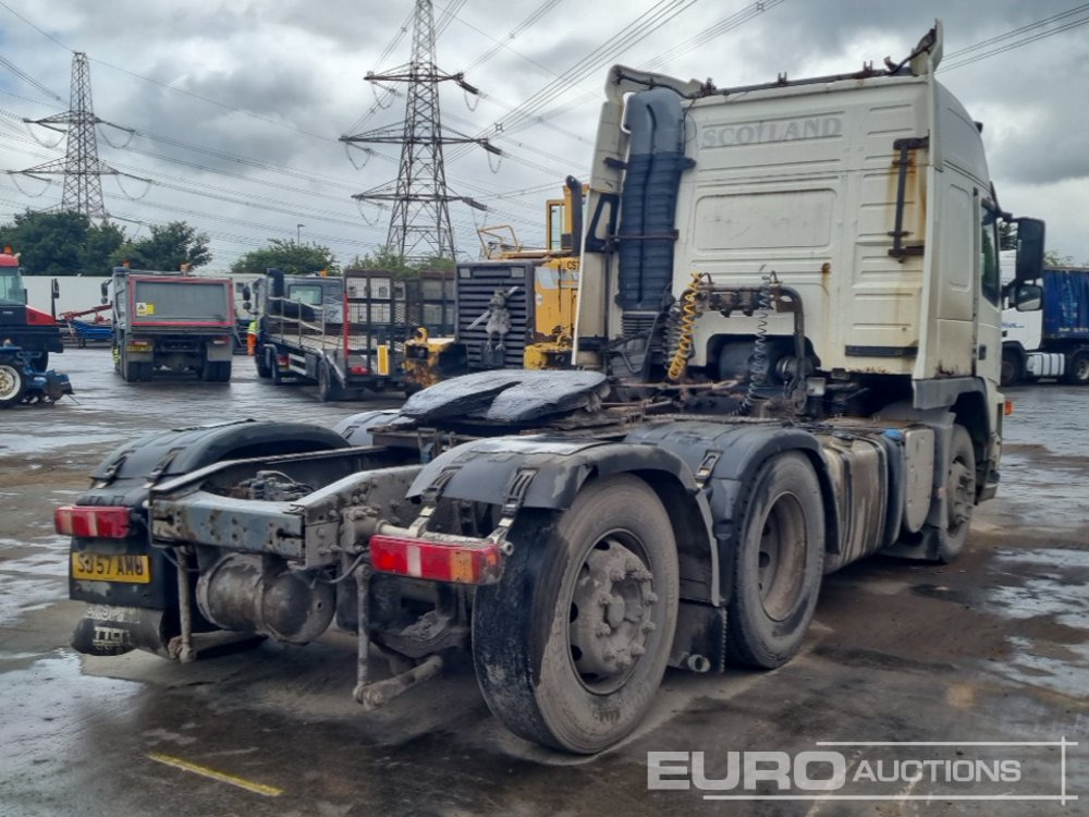 Volvo 6x2 Rear Lift, Slider, Automatic Gearbox (Runs, No Drive) (Reg. Docs. & Plating Cert. Available) - Cabeza tractora: foto 5 Volvo 6x2 Rear Lift, Slider, Automatic Gearbox (Runs, No Drive) (Reg. Docs. & Plating Cert. Available) - Cabeza tractora: foto 5