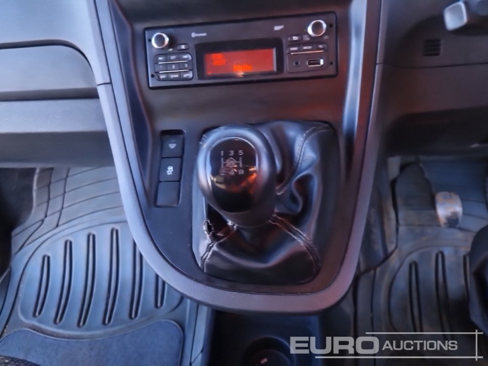 Furgoneta 2018 Mercedes Citan 109CDI: foto 25 Furgoneta 2018 Mercedes Citan 109CDI: foto 25