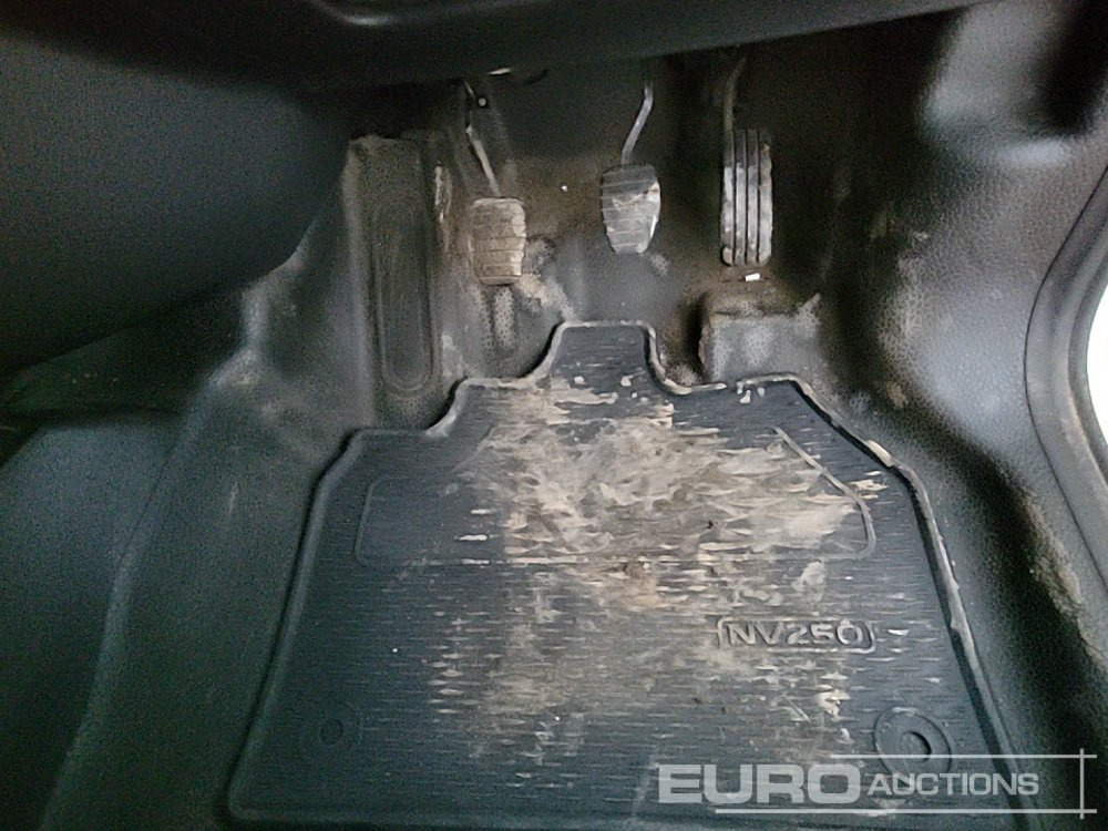 Furgoneta 2021 Nissan NV250: foto 28 Furgoneta 2021 Nissan NV250: foto 28