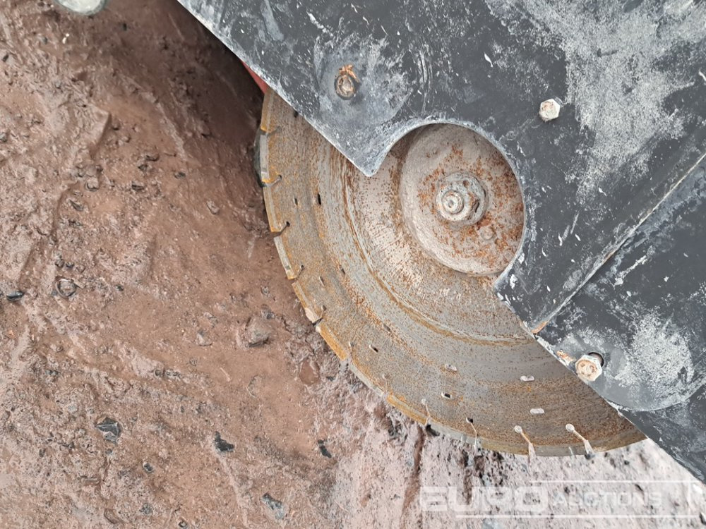 Husqvarna FS524
FS524 - Construcción de carreteras: foto 5 Husqvarna FS524
FS524 - Construcción de carreteras: foto 5