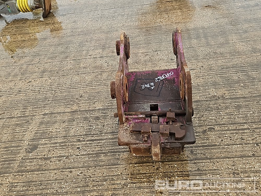 Hydraulic Quick Hitch 80mm Pin to suit 20 Ton Excavator - Acoplamiento rápido: foto 4 Hydraulic Quick Hitch 80mm Pin to suit 20 Ton Excavator - Acoplamiento rápido: foto 4